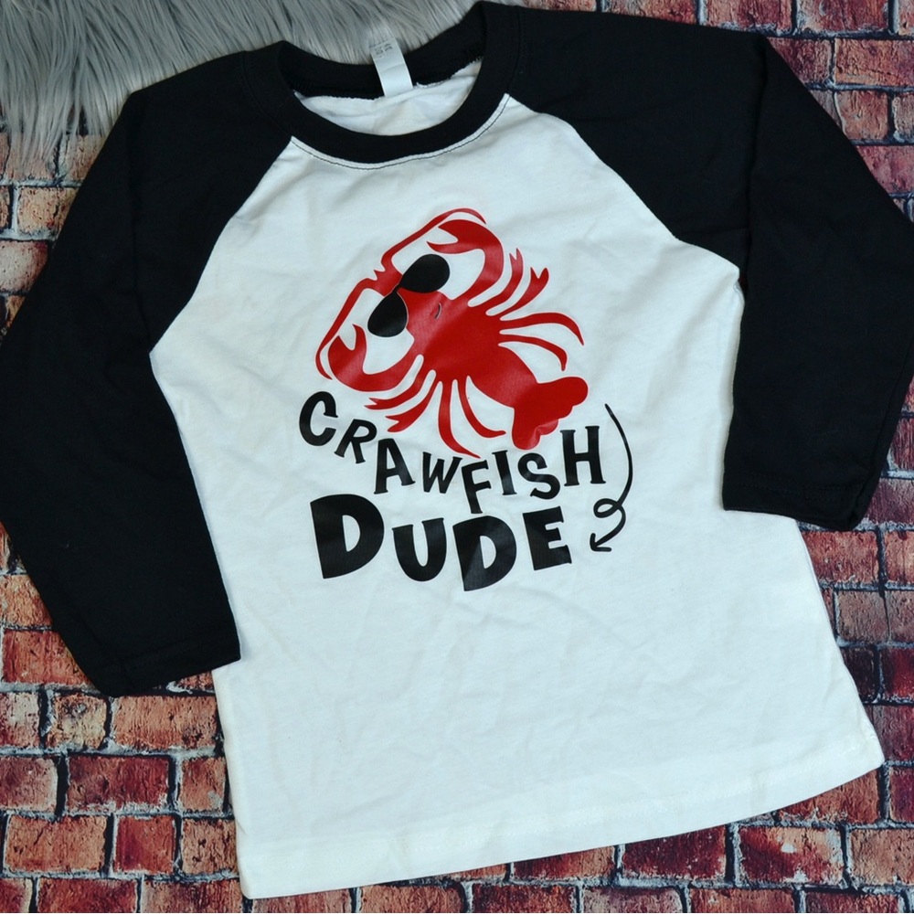 Kids crawfish baseball tee